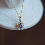 Huitan Luxury Royal Necklace
