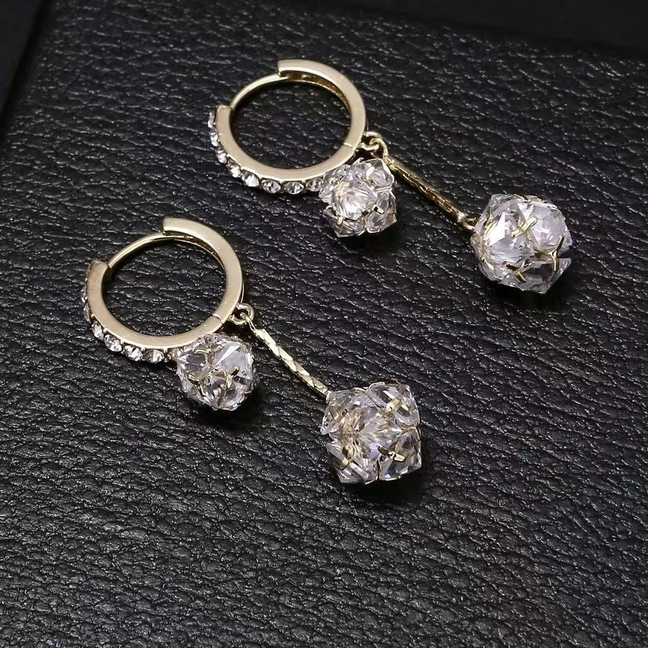 Boucles d’Oreilles Femme avec Pompon et Boule de Strass Exquises - NovaShop NovaShop Silver Bigbuy
