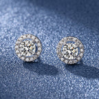Six-prong heart-shaped earrings inlaid with zircons