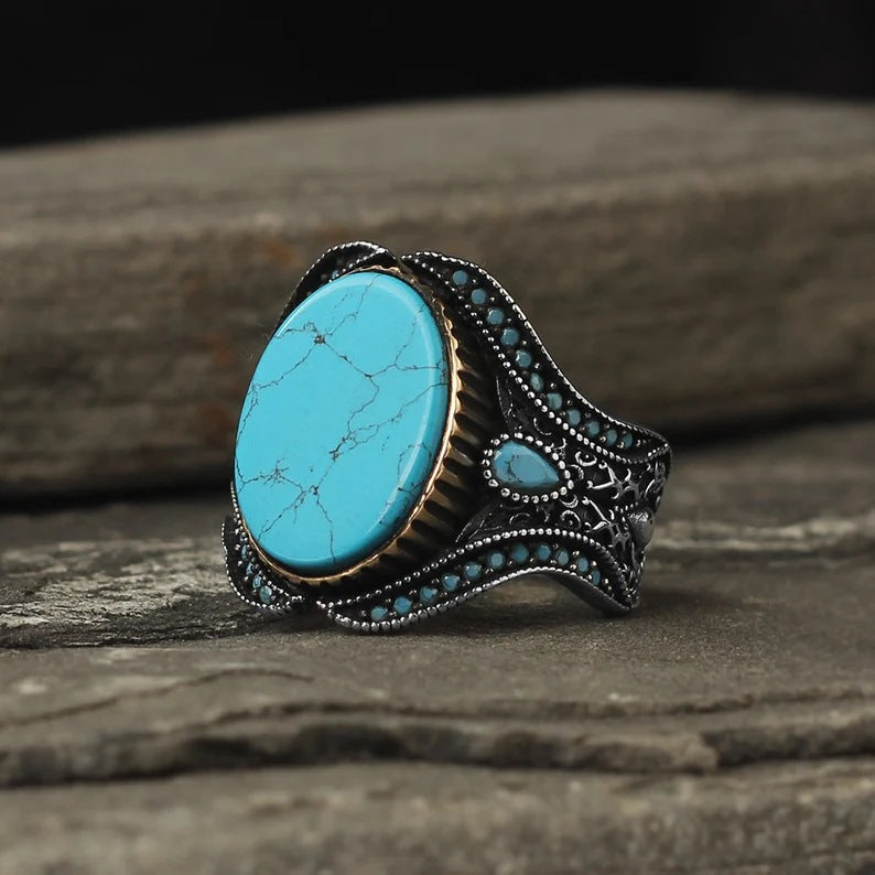 Simple and trendy men's round turquoise ring