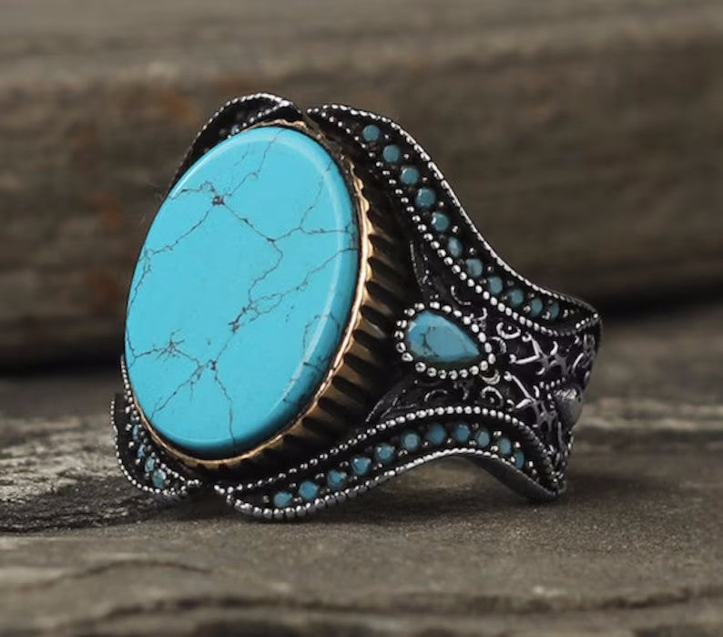 Simple and trendy men's round turquoise ring