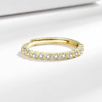 Simple elegant women's ring with diamond and light luxury finish