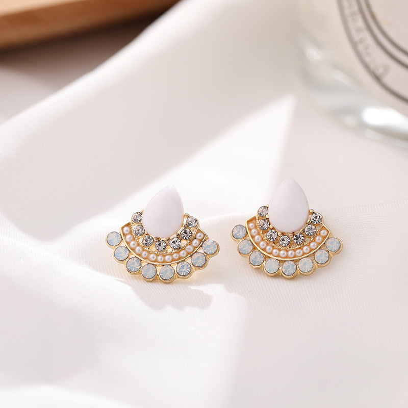 Boucles d’oreilles rétro pour femme en forme d’éventail avec aiguille - NovaShop NovaShop Silver Stud Earrings Bigbuy