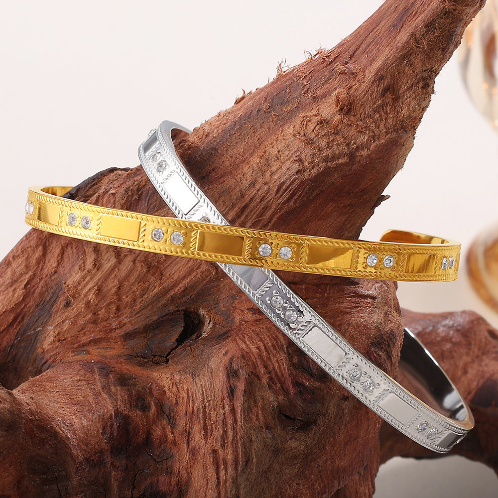 Modern and Elegant Style Alloy Buckle Open Bracelet