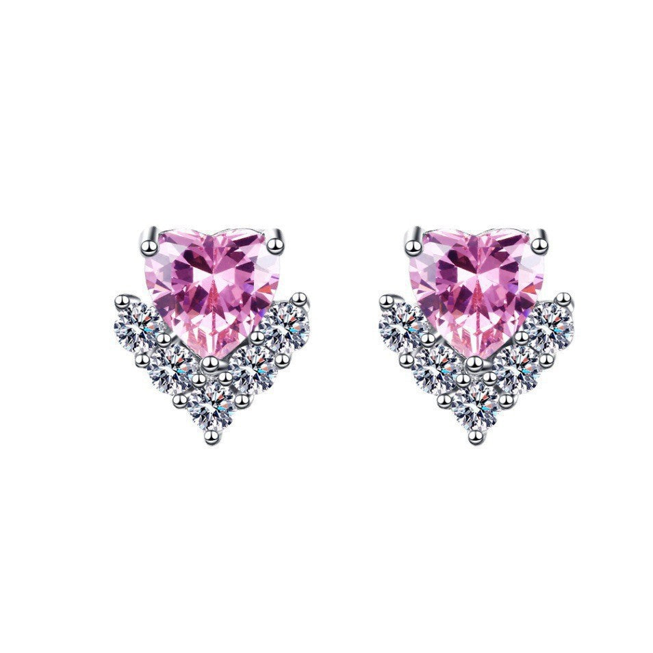 Six-prong heart-shaped earrings inlaid with zircons