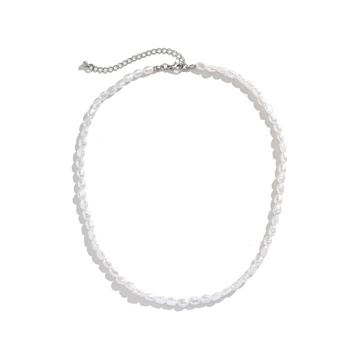 Handcrafted, refined and unisex necklace, perfectly suited to women thanks to its handcrafted natural mother-of-pearl pendant