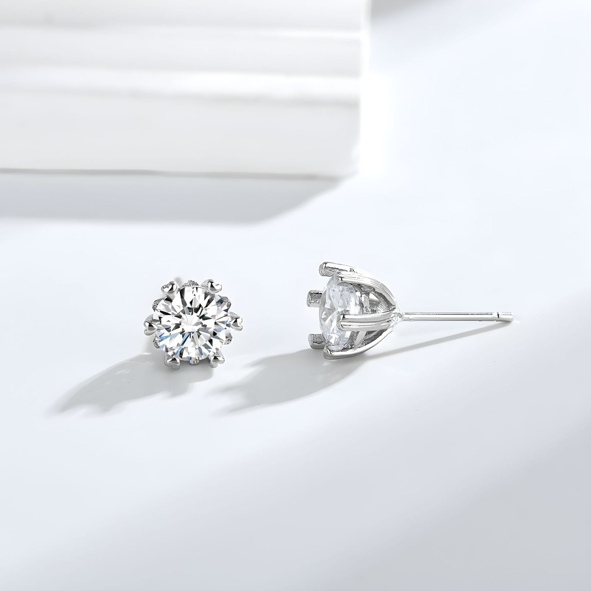 Boucles d’oreilles puces en laiton avec zircon - NovaShop NovaShop Silver Bigbuy