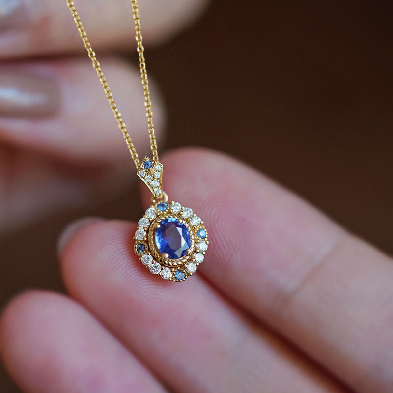 Huitan Luxury Royal Necklace