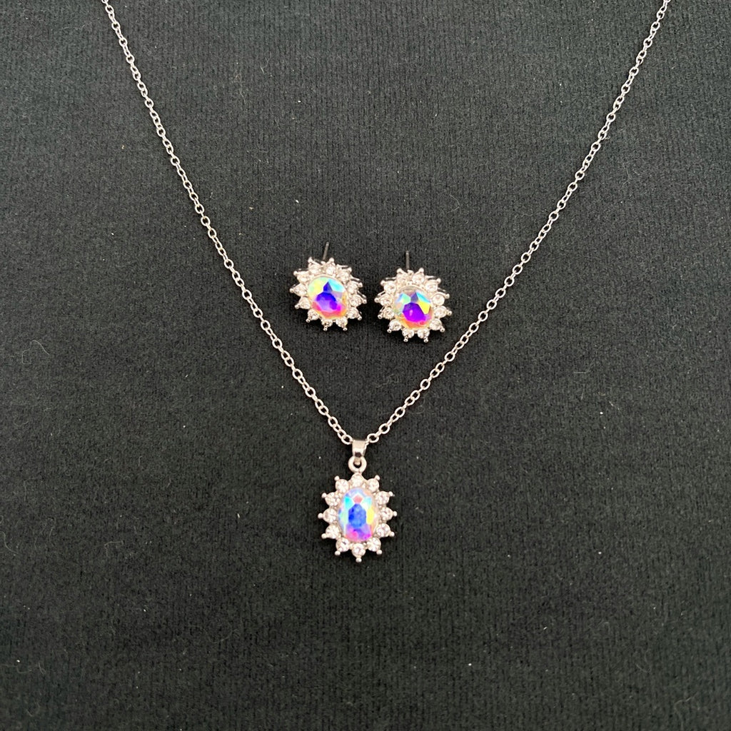 Women's Set with Earrings and Necklace