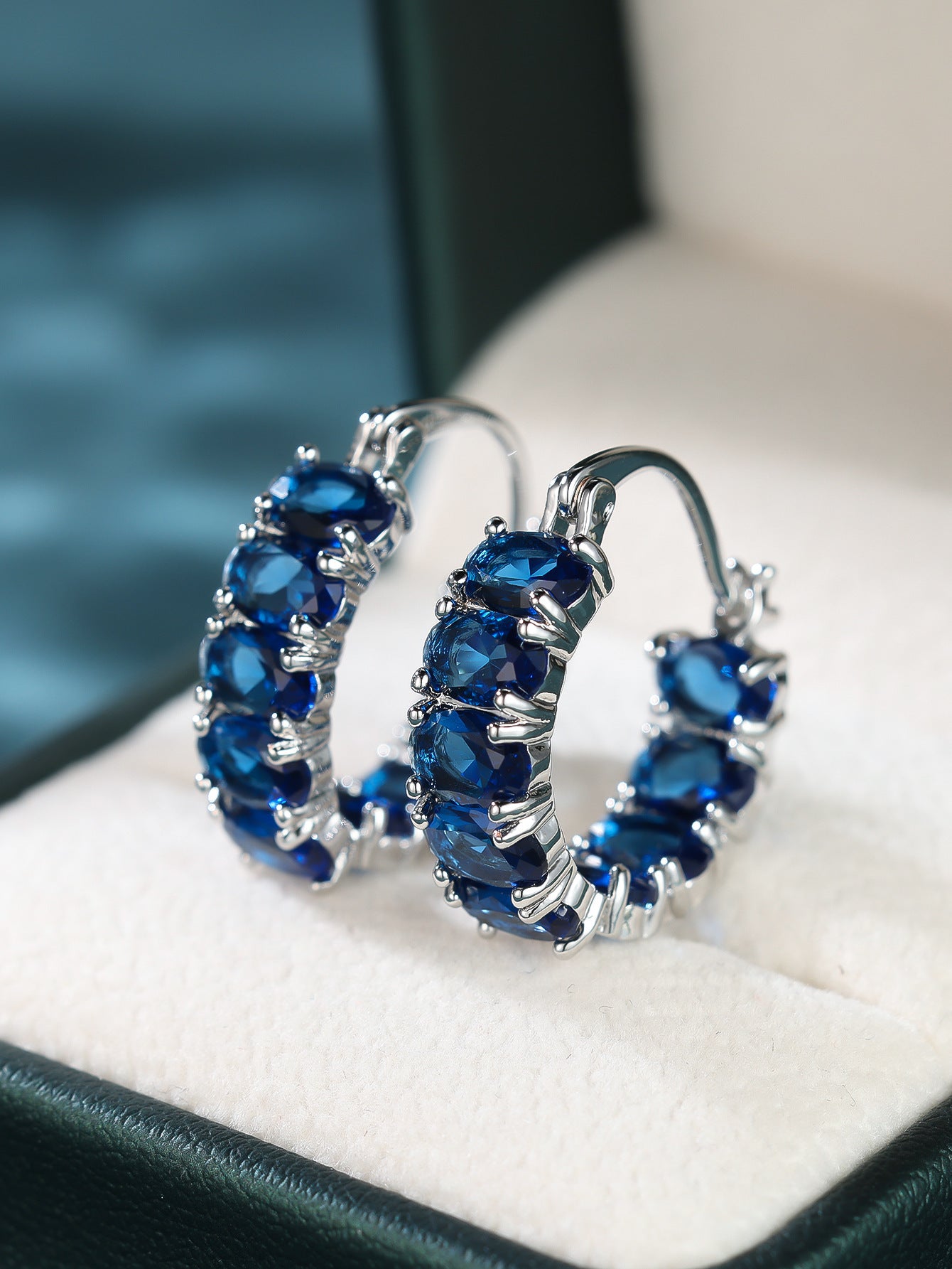 Elegant Oval Clip-on Earrings with Refined Design in Copper