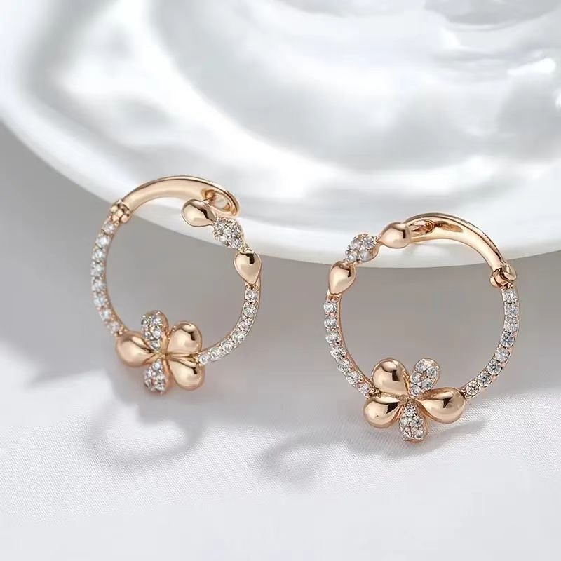 Personalized Round Earrings for Women Combining Simplicity