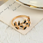 Elegant Geometric Leaf Ring for Women