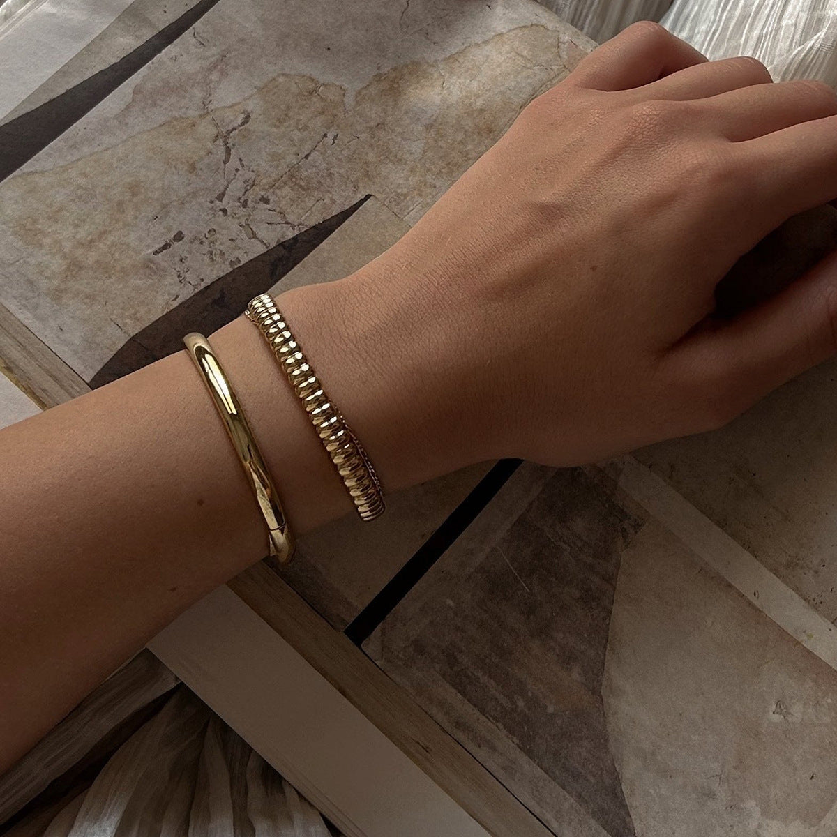 European and American Style Stainless Steel Bracelet for Women