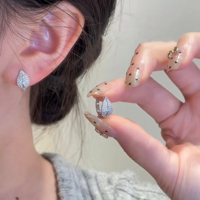 Boucles d’oreilles feuille ornées de zircon en pavage complet - NovaShop NovaShop Silver Bigbuy