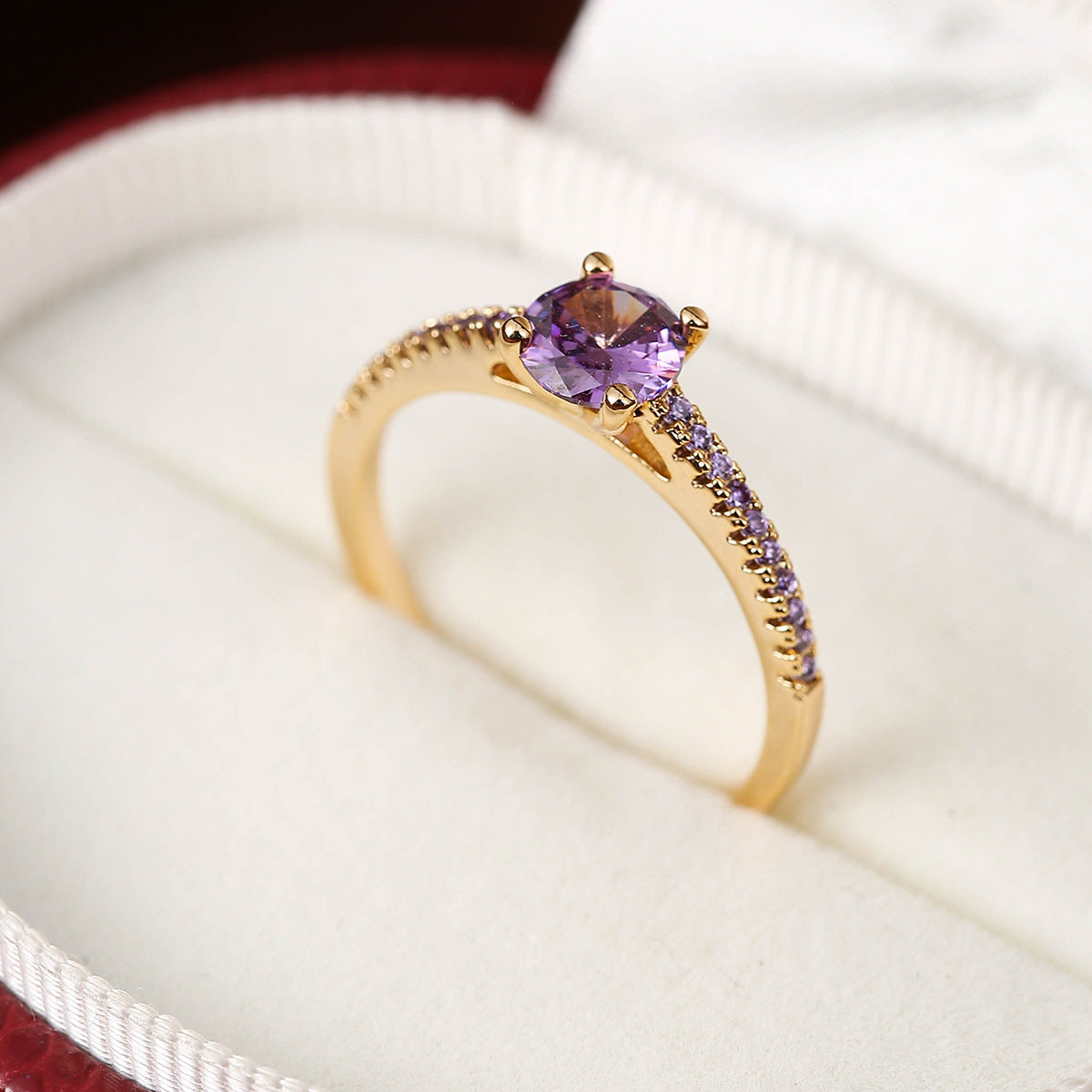 elegant copper ring seduces with its geometric hexagonal design, offering a modern and refined touch