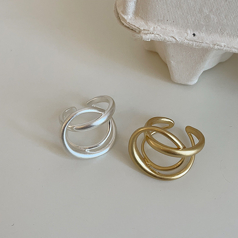 Open ring in three-dimensional interlaced matte metal