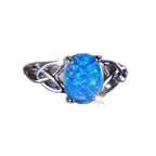 Modern ring with a simple and elegant design, ideal for everyday wear