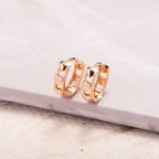 Unconventional style hollow heart earrings