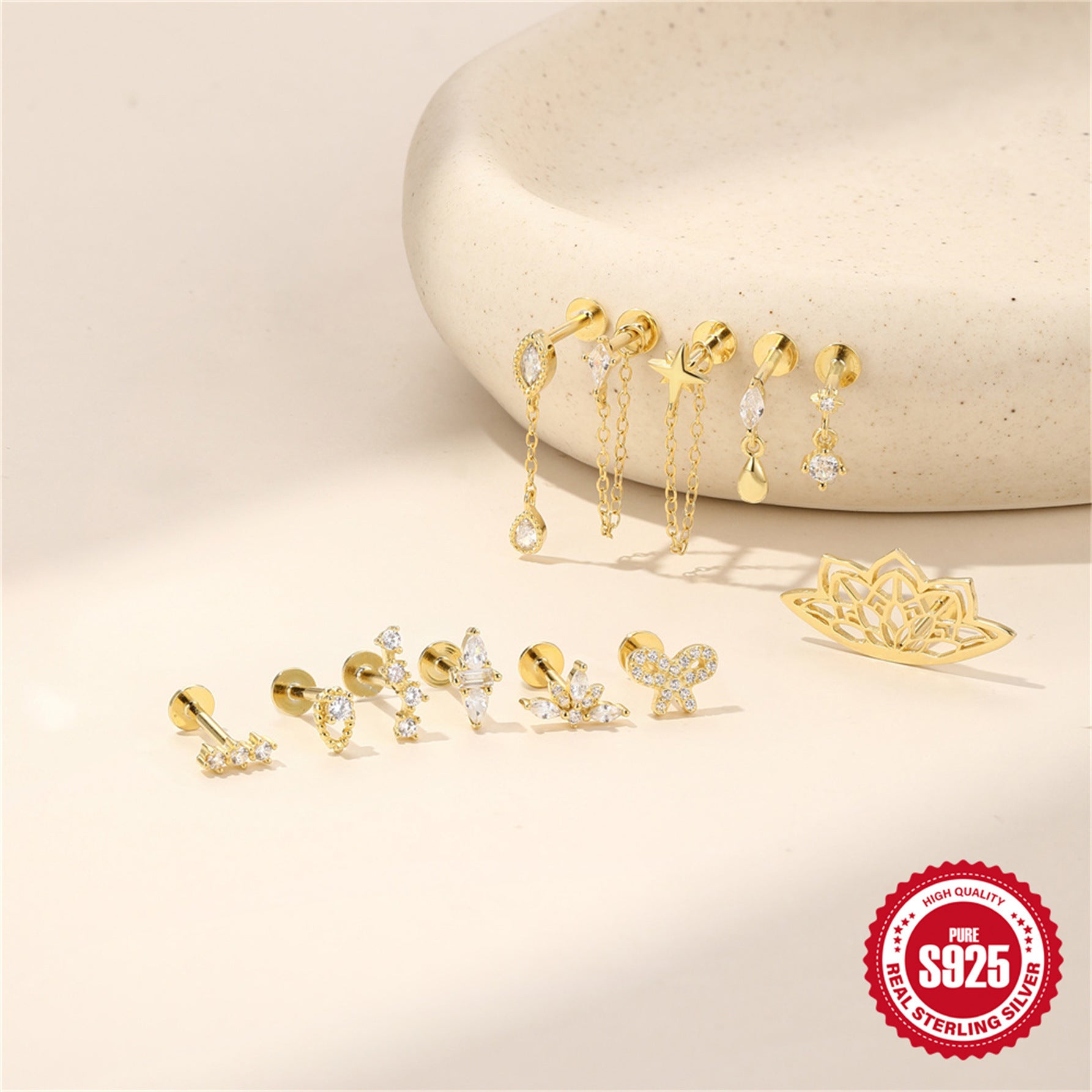 S925 sterling silver ear stud with rhinestone inlaid and hollow lotus flower