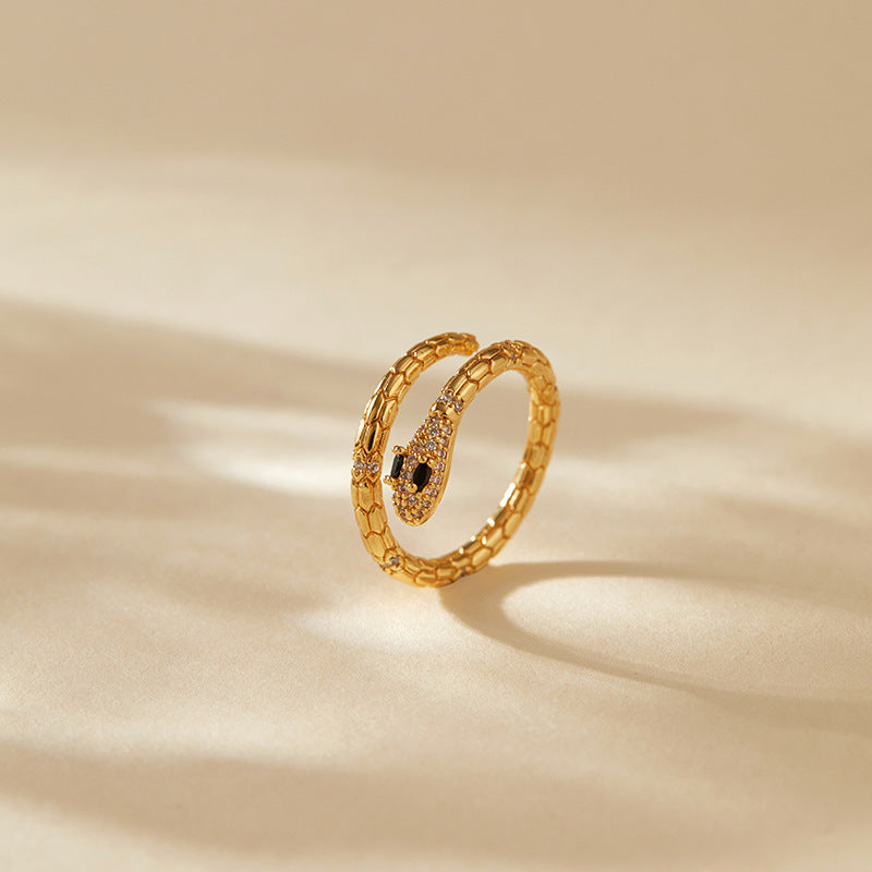 Adjustable snake ring in 18K gold plated copper, color retention