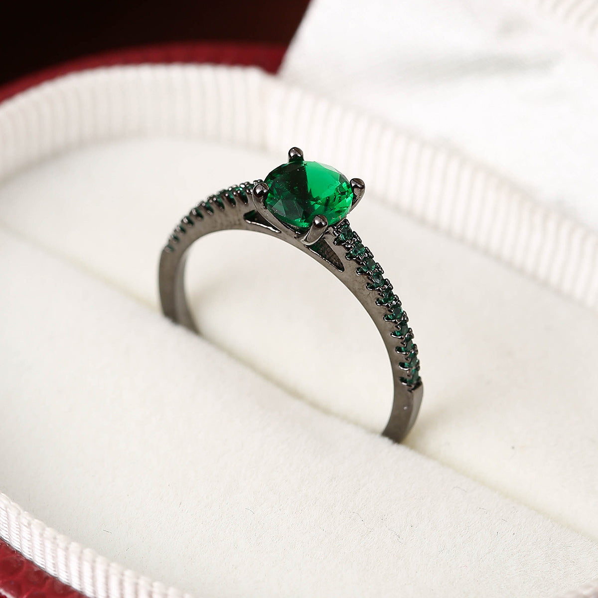 elegant copper ring seduces with its geometric hexagonal design, offering a modern and refined touch