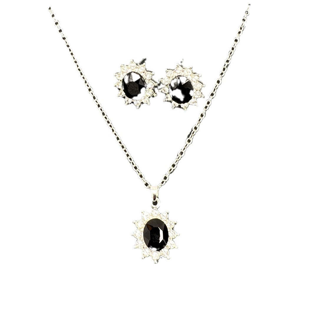 Women's Set with Earrings and Necklace