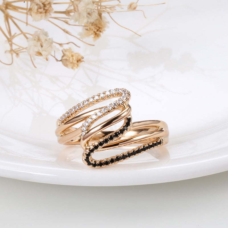 Refined Women's Ring in Copper and Shiny Zircons