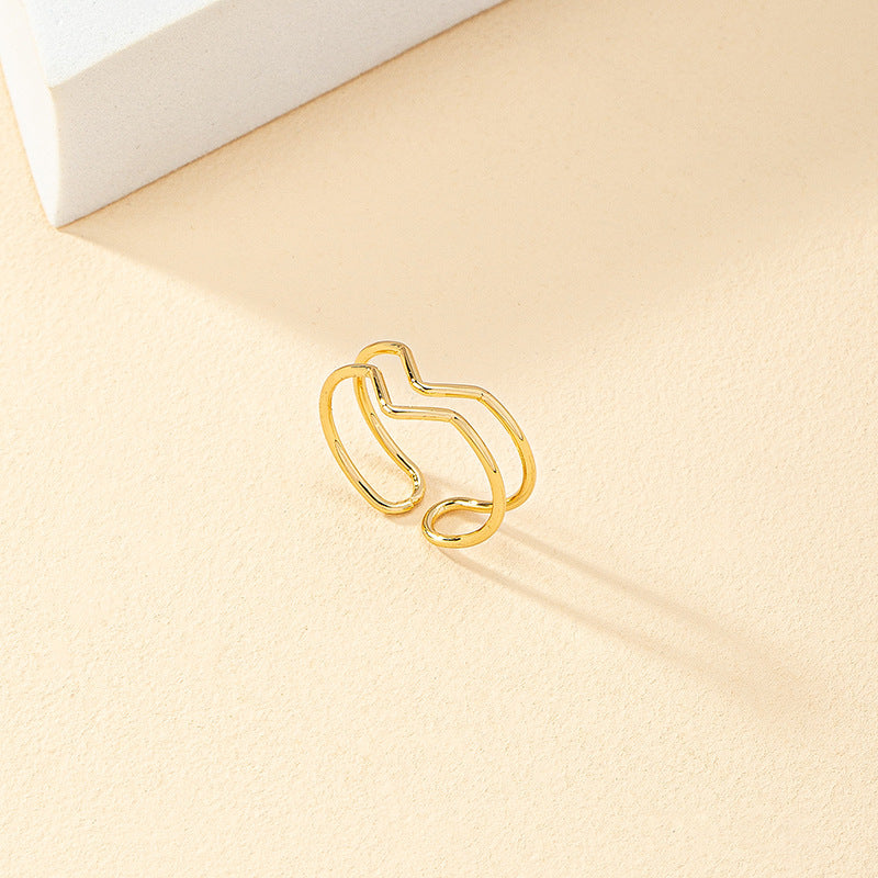Simple retro openwork heart-shaped ring for women