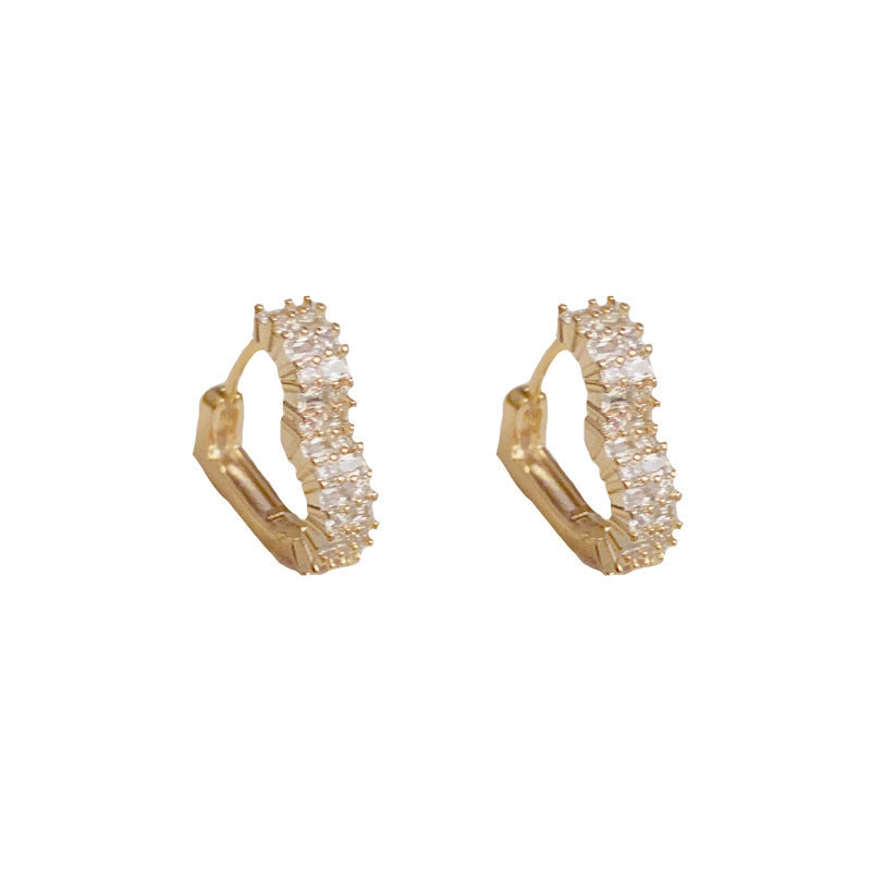 Minimalist and Elegant Heart-Shaped Earrings
