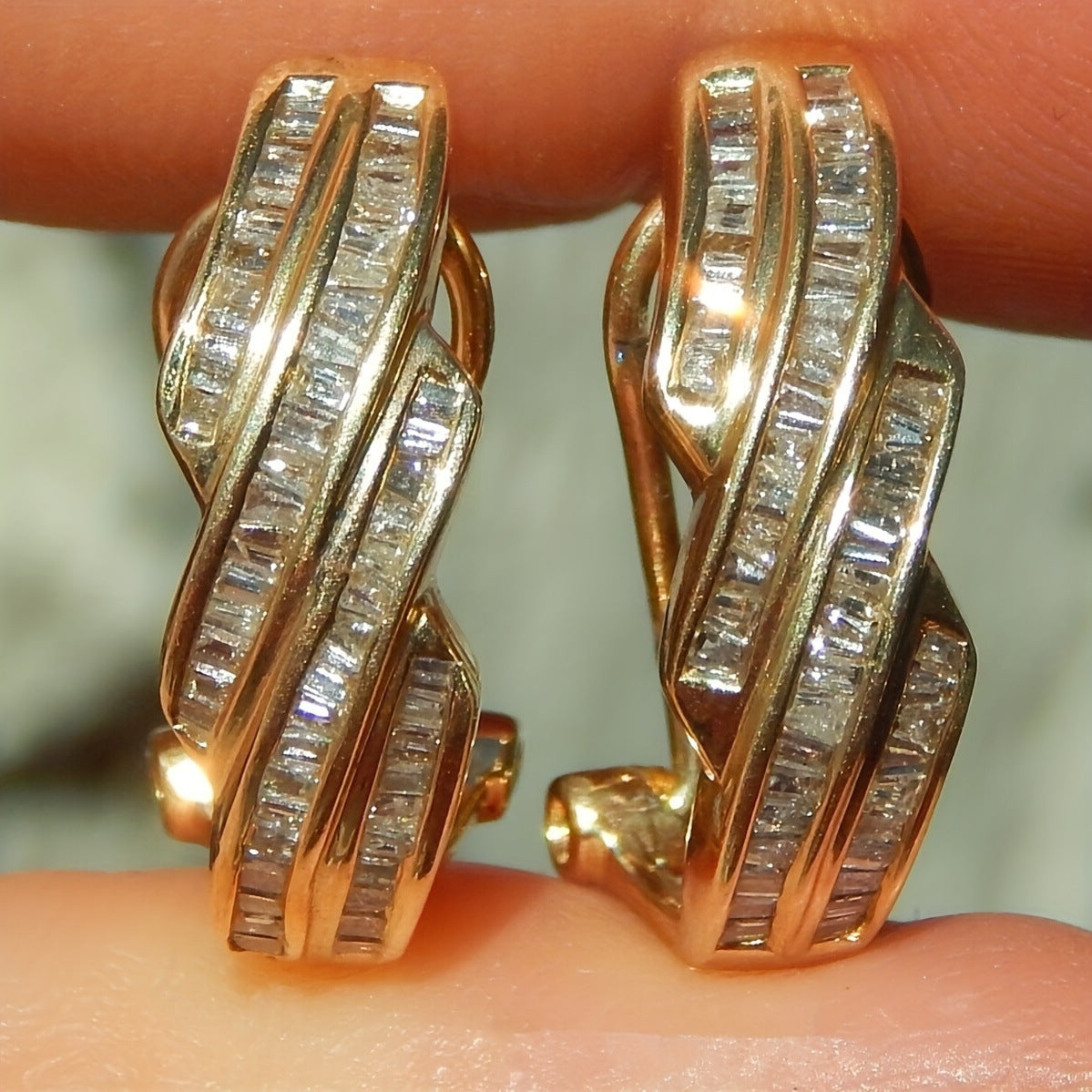 Creative retro earrings for women