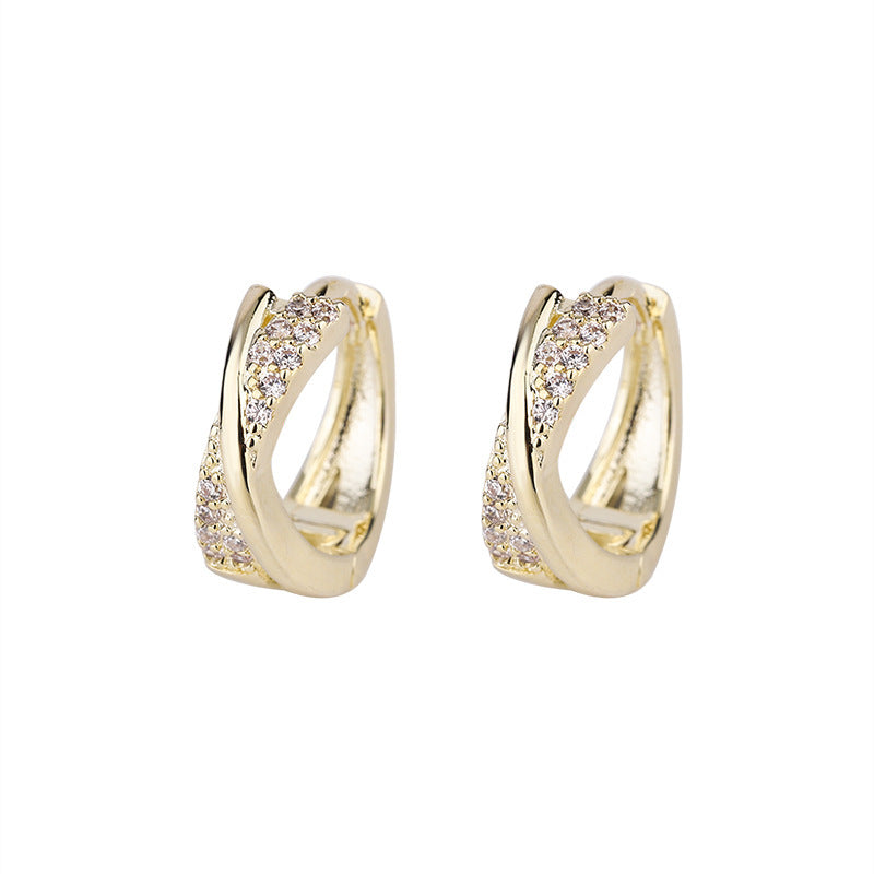 Simple and refined wild earrings