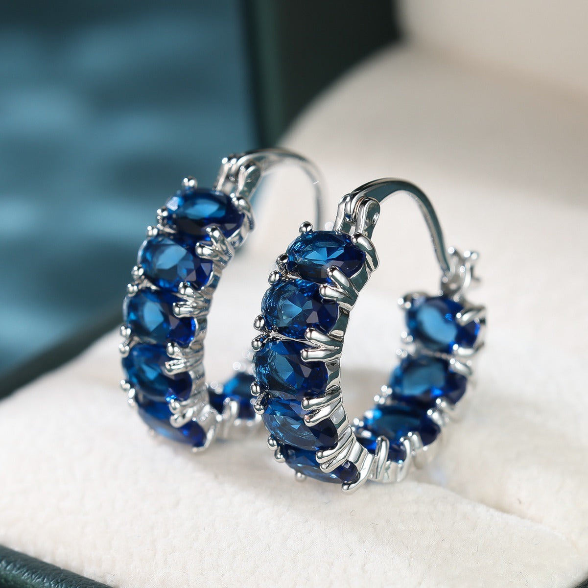 Elegant Oval Clip-on Earrings with Refined Design in Copper
