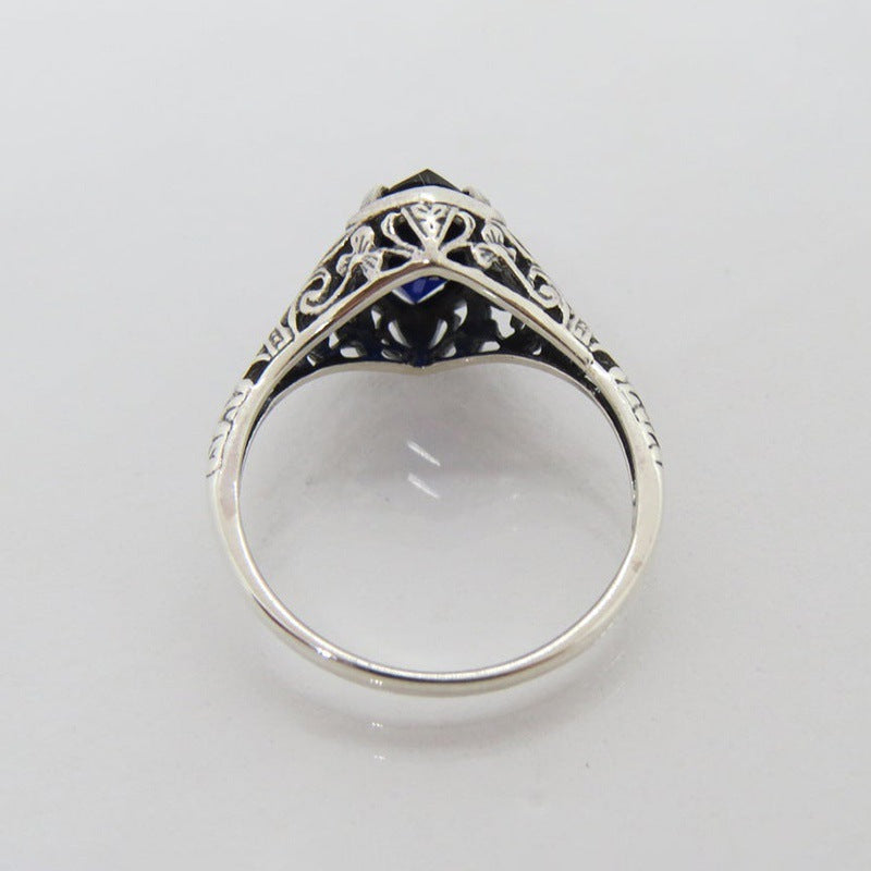 Versatile Women's Ring in Hollow Geometric Zircon