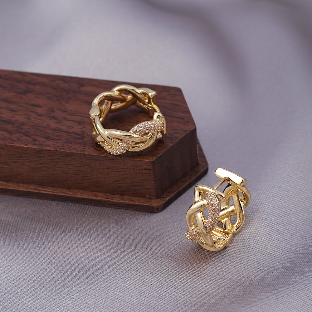 Micro-zircon, woven, twisted, gold-plated, lightweight, luxurious and high-end stud earrings
