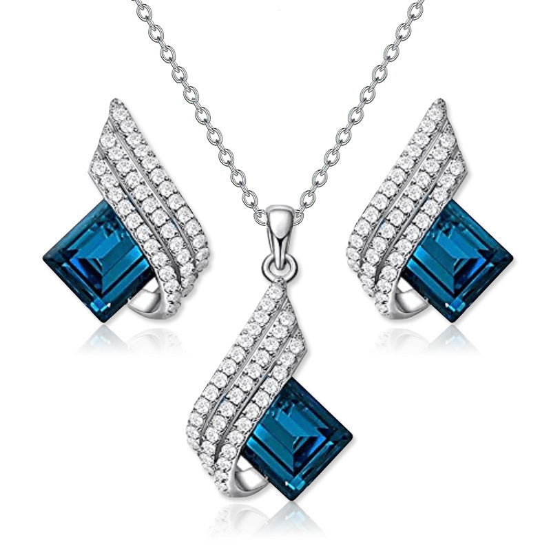 Women's Necklace and Earrings Set – Blue Elegance