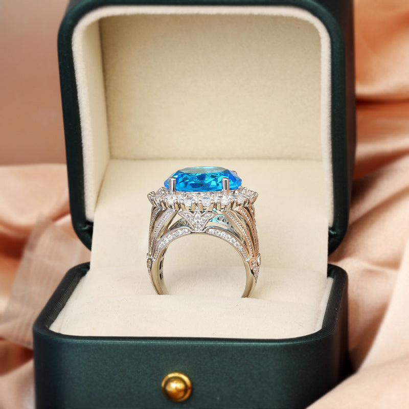Elegant Style Hollow Italian Retro Women's Ring