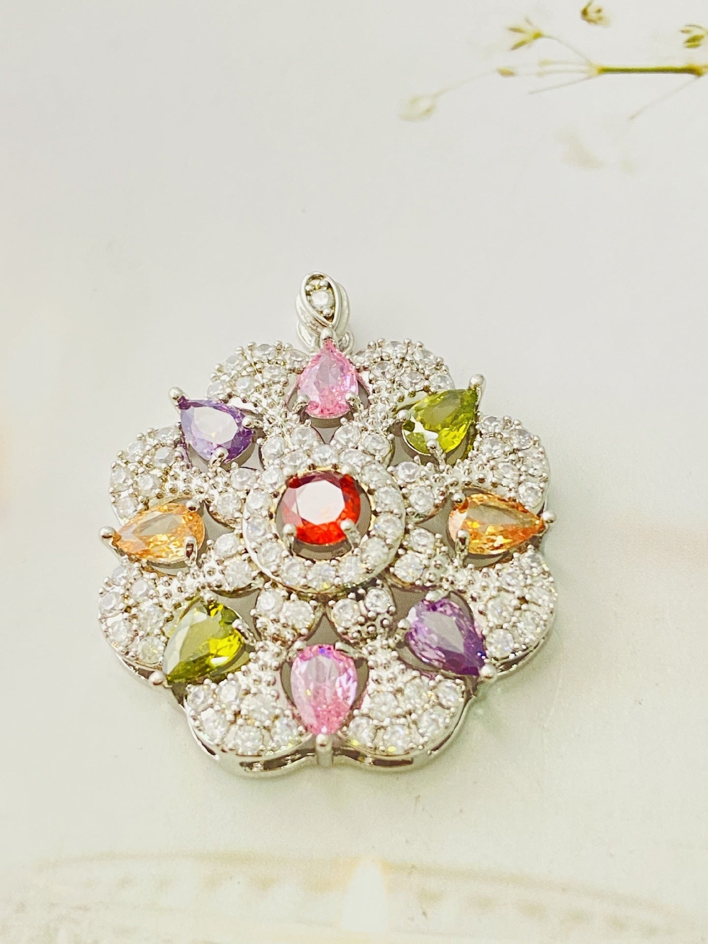 Collier pendentif zircon coloré pour femme - NovaShop NovaShop A White GoldWith Chain Bigbuy