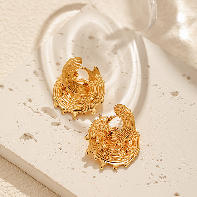 Personalized Luxury Lightweight Brass Irregular Retro Ear Clip Earrings