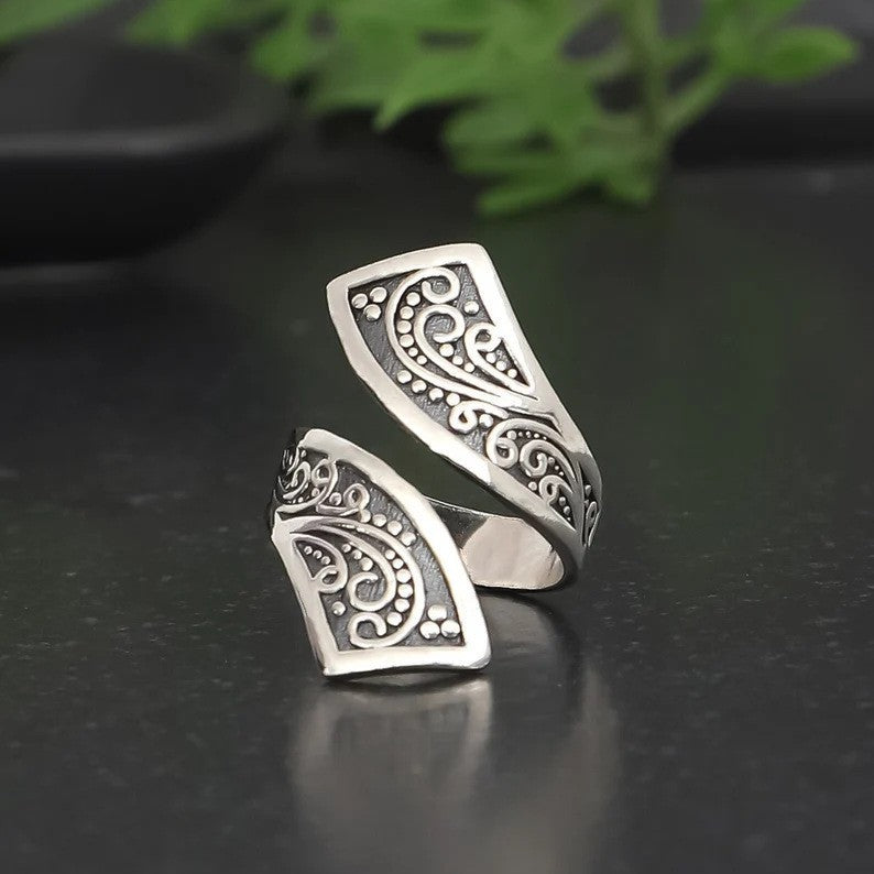 Women's Ring in a Minimalist and Personalized Retro Style